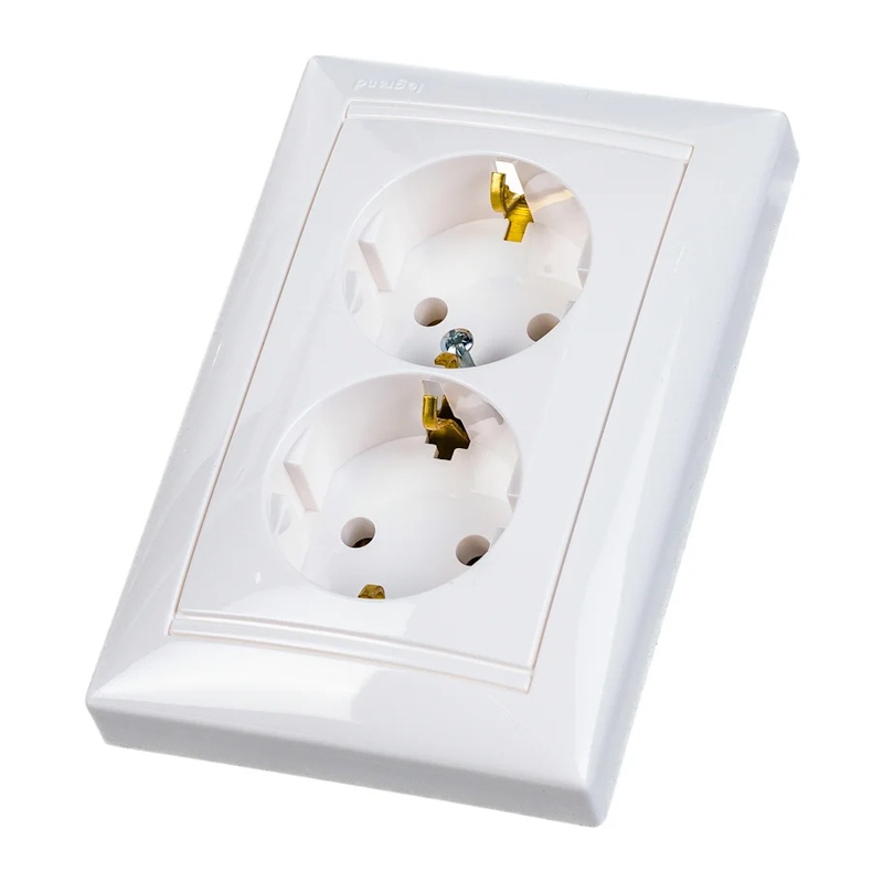 Розетка с/у Valena 694272, 2 гнезда, с/з, 16А, белая